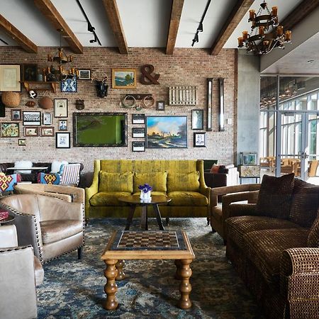 The Stella Hotel, Autograph Collection Bryan Exteriör bild
